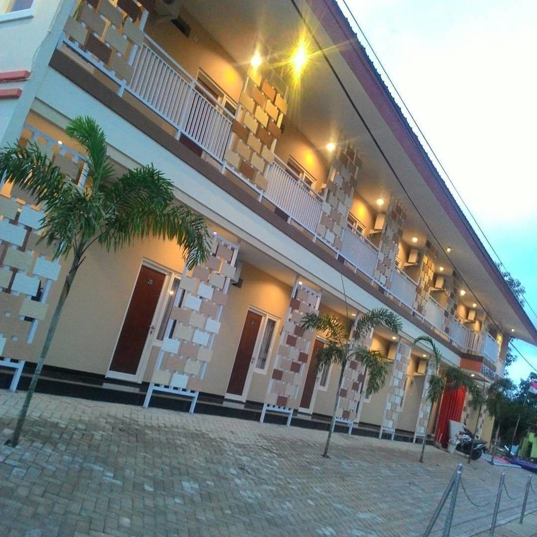 Hotel Denofe House Cirebon Exterior foto